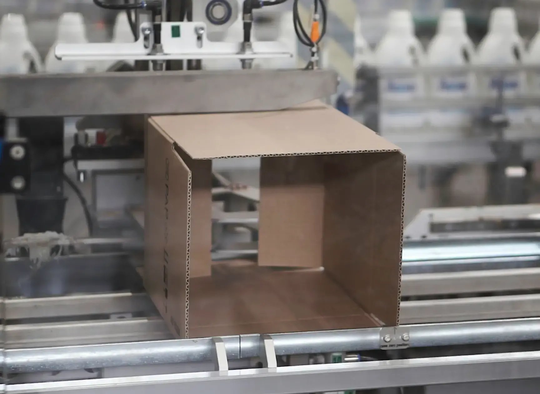 Automatic-folding-of-box